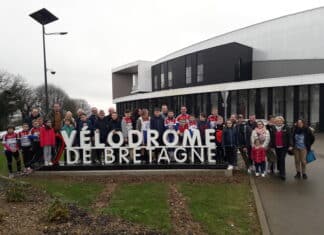Le VC Mévennais au Vélodrome de Bretagne
