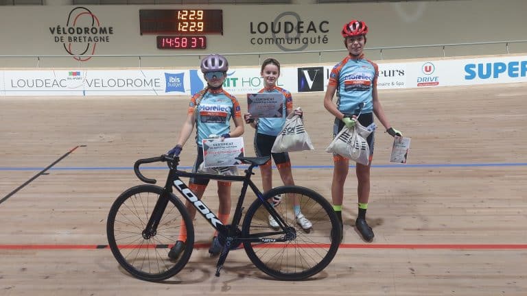 Baptême au Vélodrome pour les jeunes dans le cadre des Découvertes de la Piste